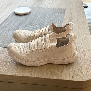 APL Women's Techloom Breeze Sneakers in Light Tan with speckled sole